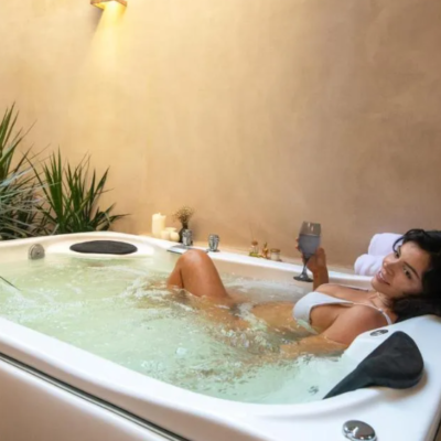 Mantra | Suite Deluxe con bañera de hidromasaje